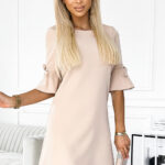 217-7 NEVA Trapezowa sukienka z rozkloszowanymi rękawkami - BEŻOWA-1