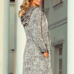 218-1 Ciepła narzutka z kapturem i kieszonkami - wzór MIASTO-1