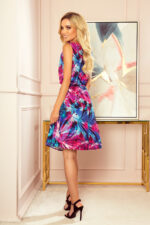 296-3 VICTORIA Trapezowa sukienka w niebiesko-różowe kwiaty-2