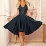 300-5 PATRICIA - sukienka z dłuższym tyłem i koronkowym dekoltem - ZIELEŃ BUTELKOWA-1