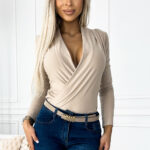 375-7 BODY z kopertowym dekoltem - BEŻOWE-1