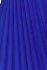 311-16 LILA Plisowana sukienka z krótkim rękawkiem i paskiem - CHABROWA-5