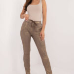 Spodnie Damskie Model DHJ-SP-21258.32 Dark Beige - Italy Moda -1