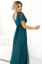 562-4 NASTIA Długa sukienka z dekoltem i krótkim rękawkiem - ZIELONA-5