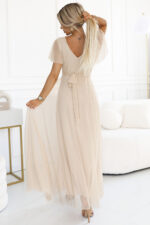 562-6 NASTIA Długa sukienka z dekoltem i krótkim rękawkiem - BEŻOWA-3