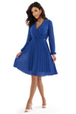 313-18 ISABELLE Elegancka plisowana sukienka z dekoltem i długim rękawkiem - chabrowa-8