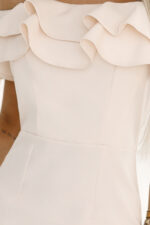 599-1 CARMEN Dopasowana sukienka midi w stylu hiszpańskim - beżowa-5