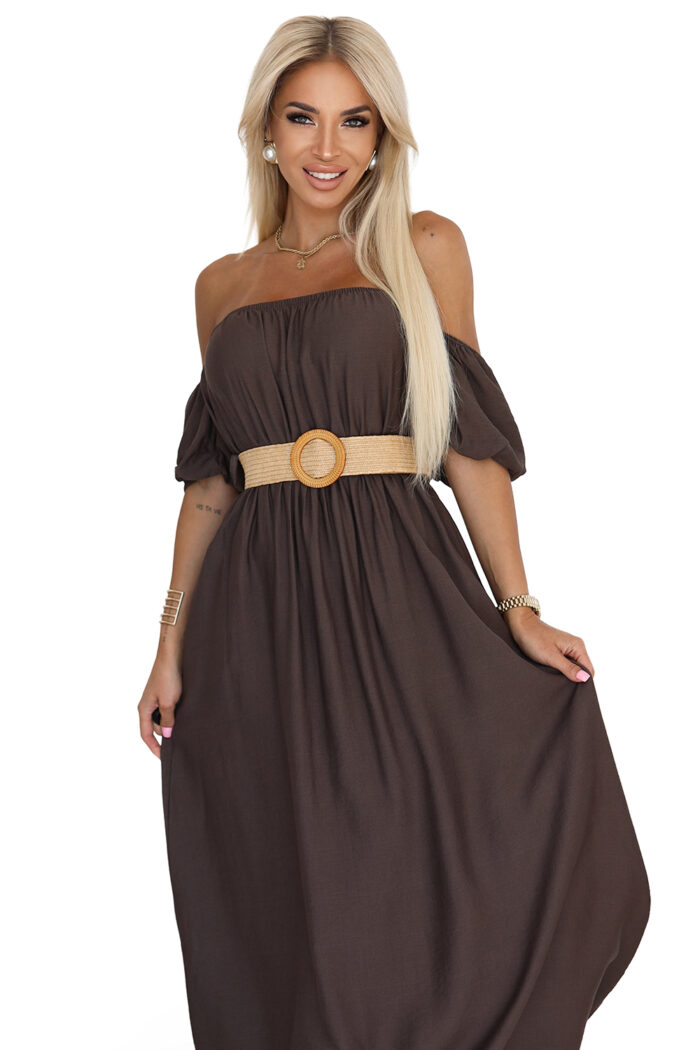614-1 Sukienka maxi w stylu boho z odkrytymi ramionami i paskiem - CZEKOLADOWA-10