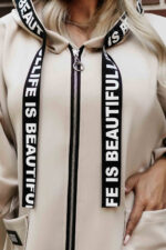 632-1 Casualowy płaszczyk z kieszeniami i kapturem - beżowy-8