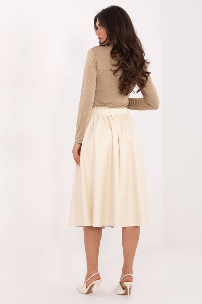 Spódnica Model DHJ-SD-A1997.76 Light Beige - Italy Moda -3