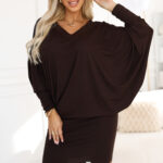 402-9 Wygodna sukienka nietoperz z długim rękawkiem - czekoladowa-1