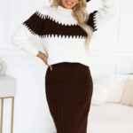 571-2 Dwuczęściowy komplet sweterkowy z dopasowaną spódnicą - czekoladowy-1