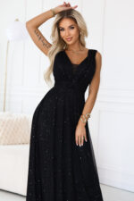 637-2 Wieczorowa długa sukienka z brokatowym akcentem i głębokim dekoltem - czarna-4