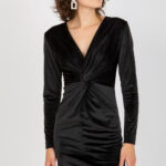 Sukienka Model RP-SK-8157.07 Black - Rue Paris -1