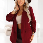 588-4 Damska klasyczna marynarka z drapowanymi rękawkami - bordowa-1