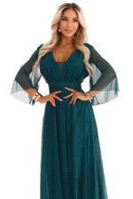 654-1 Długa połyskująca sukienka plus size z dekoltem i transparentnym rękawkiem - zieleń butelkowa-14