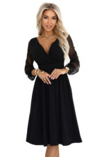 657-1 Elegancka sukienka midi z kopertowym dekoltem i tiulowymi rękawami - czarna-7