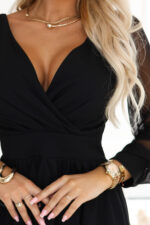 657-1 Elegancka sukienka midi z kopertowym dekoltem i tiulowymi rękawami - czarna-5