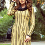 277-1 Sukienka z golfem i kieszeniami - MIODOWY warkocz-1