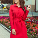 284-1 CAMILLE Koszulowa sukienka z wiązaniem - CZERWONA-1