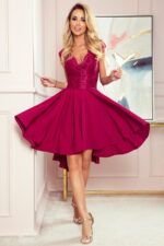 300-4 PATRICIA - sukienka z dłuższym tyłem i koronkowym dekoltem - BORDOWA-1