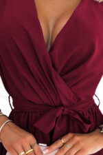 339-3 BINDY Kobieca sukienka z dekoltem - BORDOWA-5
