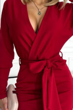 401-1 CELIA Kopertowa sukienka z dekoltem na plecach - BORDOWA-5