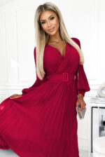 414-9 KLARA plisowana sukienka z paskiem i dekoltem - BORDOWA-4