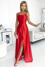 419-1 OPERLA satynowa długa suknia z dekoltem na plecach - CZERWONA-1