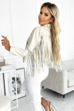 624-1 Krótka kurtka z frędzlami z miękkiej eco skóry - BEŻOWA-3