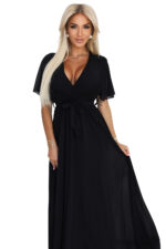 545-5 Długa sukienka z plisowanym dekoltem i wiązaniem - CZARNA-10
