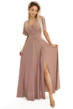 581-4 JENNIFER połyskująca długa suknia z rękawkiem i dekoltem - MOCHA MOUSSE Z BROKATEM-7