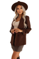 588-3 Damska klasyczna marynarka z drapowanymi rękawkami - czekoladowa-6