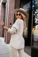 630-1 Ciepły kardigan z kieszeniami i ściągaczami na rękawach - beżowy-5