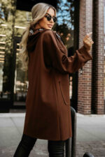 632-2 Casualowy płaszczyk z zamkiem i modnymi detalami - czekoladowy-6