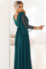654-1 Długa połyskująca sukienka plus size z dekoltem i transparentnym rękawkiem - zieleń butelkowa-7