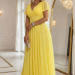 562-8 NASTIA Długa sukienka z dekoltem, wiązaniem i krótkim rękawkiem - cytrynowe limoncello-1