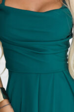 589-6 Sukienka maxi na ramiączkach z gorsetowym wiązaniem na plecach i rozcięciem - zieleń butelkowa-6