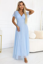 635-6 MELANIA długa błyszcząca suknia z dekoltem i krótkim rękawkiem - błękitna-4