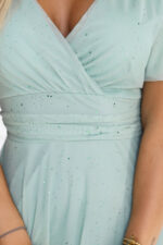 635-8 MELANIA długa błyszcząca suknia z dekoltem i krótkim rękawkiem - pistacjowa-6