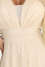 654-2 Długa połyskująca sukienka plus size z dekoltem i transparentnym rękawkiem - szampański beż-9