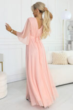 654-4 Długa połyskująca sukienka plus size z dekoltem i transparentnym rękawkiem - brzoskwiniowa-3