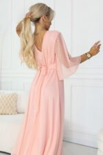 654-4 Długa połyskująca sukienka plus size z dekoltem i transparentnym rękawkiem - brzoskwiniowa-5