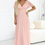 635-7 MELANIA długa błyszcząca suknia z dekoltem i krótkim rękawkiem - brzoskwiniowa-1