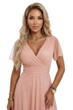 635-7 MELANIA długa błyszcząca suknia z dekoltem i krótkim rękawkiem - brzoskwiniowa-13