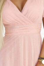 635-7 MELANIA długa błyszcząca suknia z dekoltem i krótkim rękawkiem - brzoskwiniowa-8